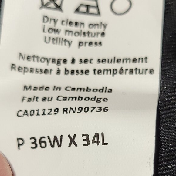 Calvin Klein Slim Fit Wool Suit in Blue, size 42S - Picture 7 of 8